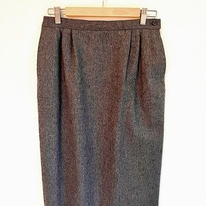 Pendleton wool midi.  Size 8 Like new!